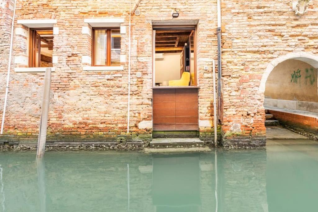 Dream'S Door With Canal View In Benátky Exteriér fotografie